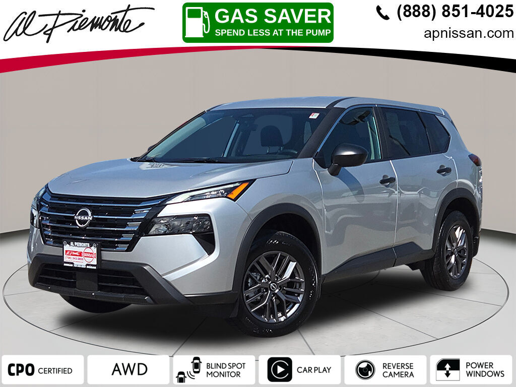 2025 Nissan Rogue S's photo