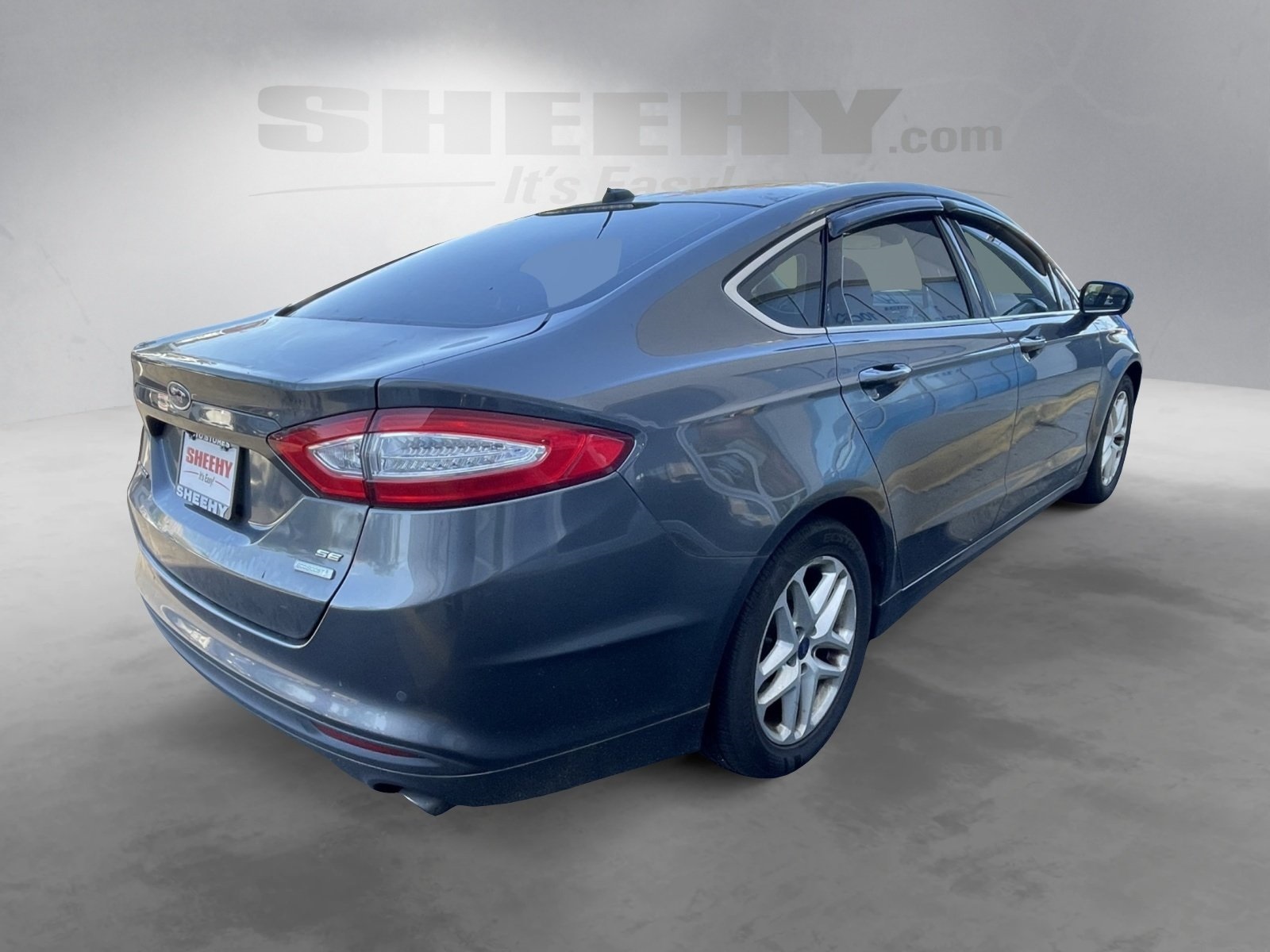 2015 Ford Fusion SE photo 8
