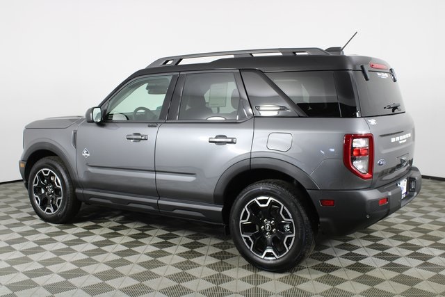 2025 Ford Bronco Sport Outer Banks photo 4