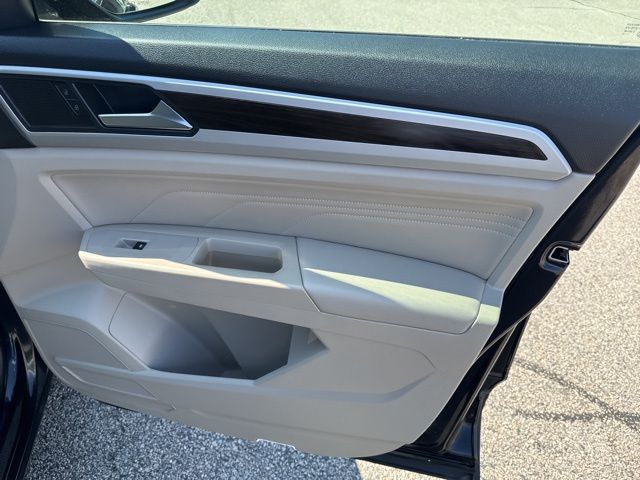 2021 Volkswagen Atlas SE Technology photo 17