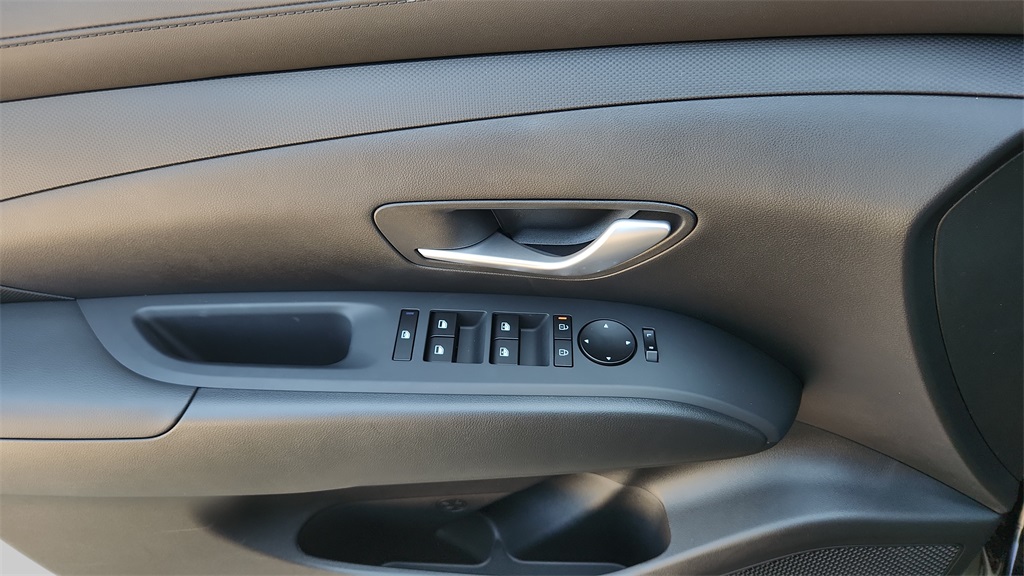 2025 Hyundai Santa Cruz SEL photo 28