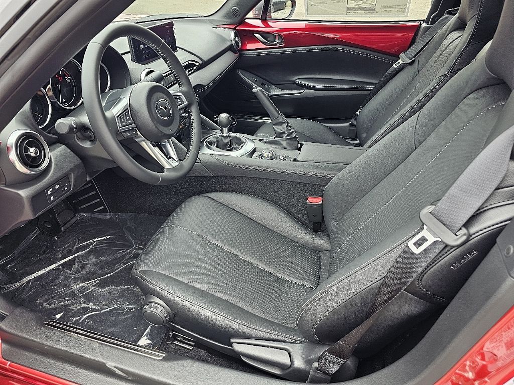 2025 Mazda MX-5 Miata Miata Grand Touring photo 18