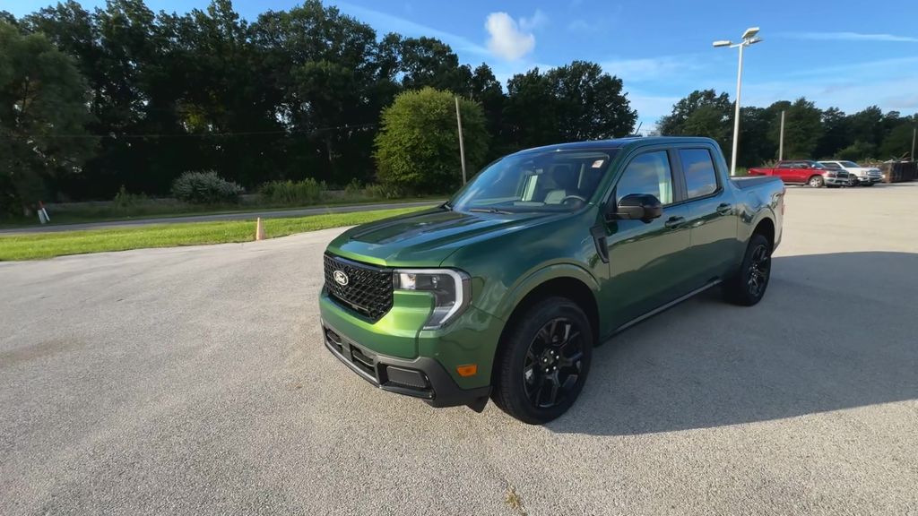 2025 Ford Maverick Lariat photo 3