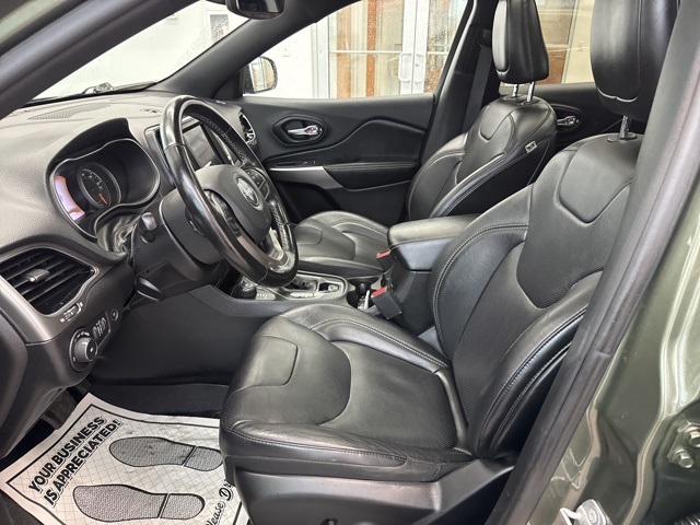 2021 Jeep Cherokee Latitude Lux photo 15