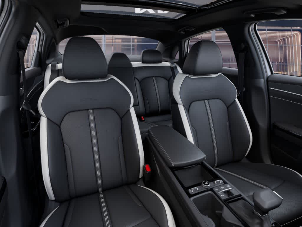 2025 Kia K5 GT-Line photo 28