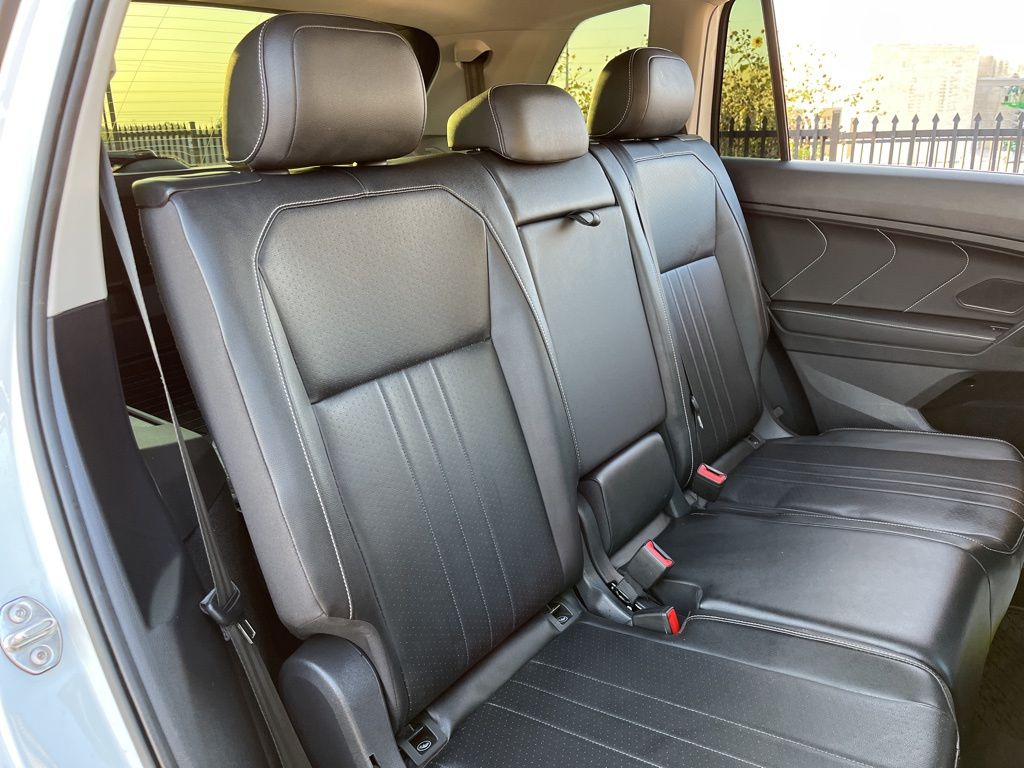 2022 Volkswagen Tiguan SE photo 24