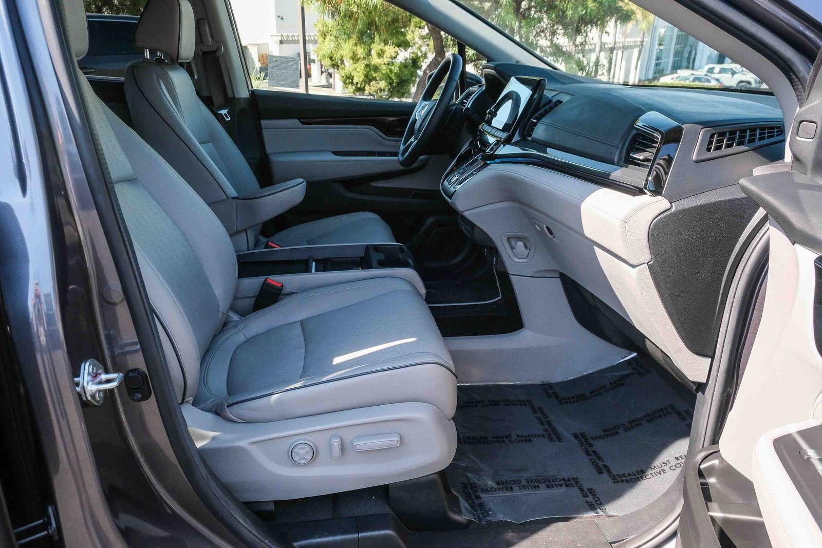 2024 Honda Odyssey Elite photo 17