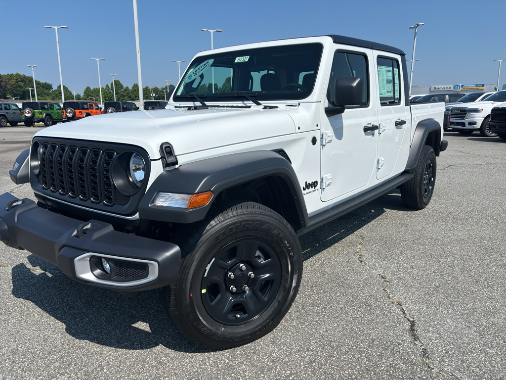 2025 Jeep Gladiator Sport photo 2