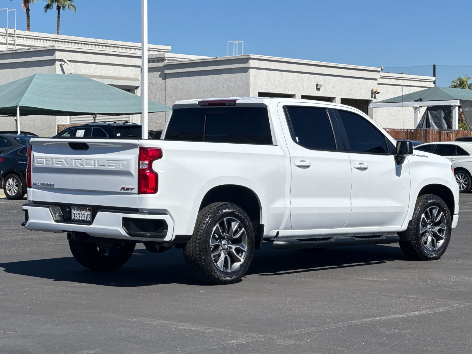 2023 Chevrolet Silverado 1500 RST photo 3