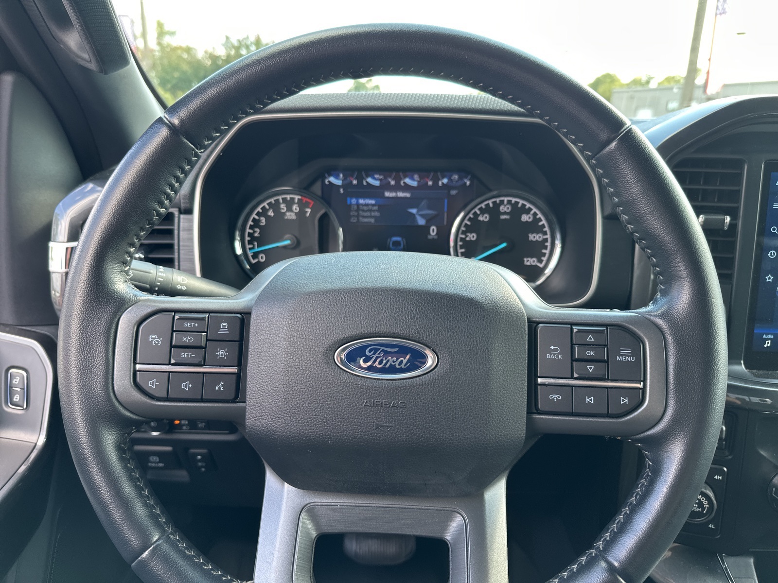 2021 Ford F-150 XLT photo 12