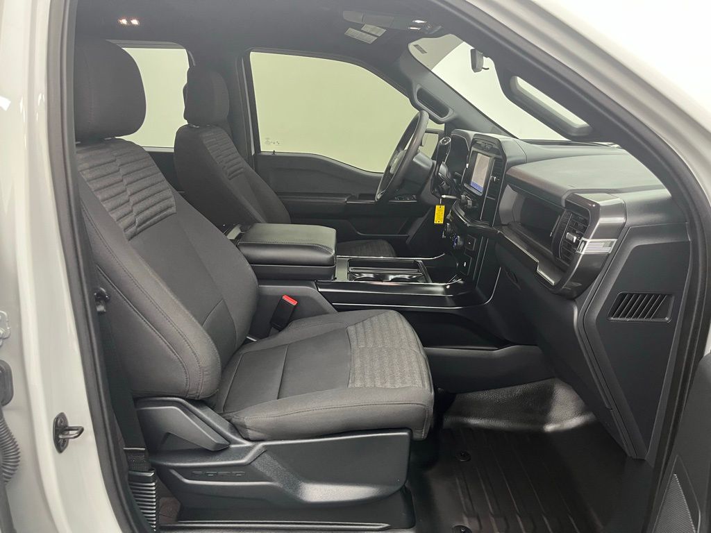 2023 Ford F-150 XL photo 25