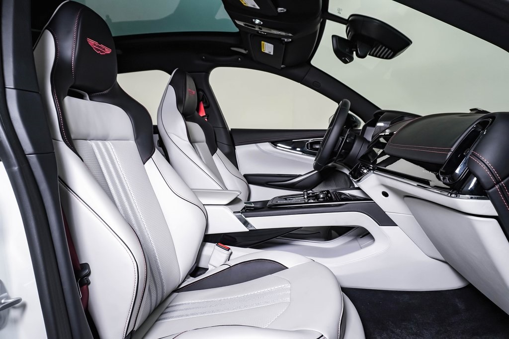 2025 Aston Martin DBX AM8 DBX707 photo 17