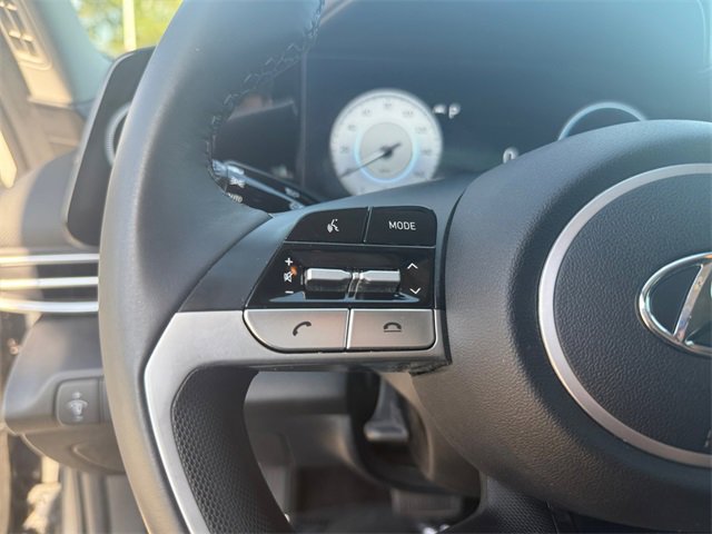 2023 Hyundai Elantra SEL photo 15