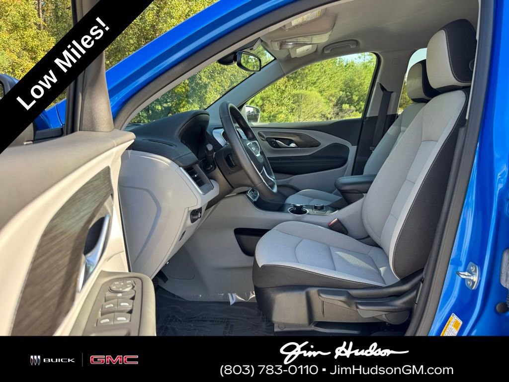 2024 Gmc Terrain SLE photo 4