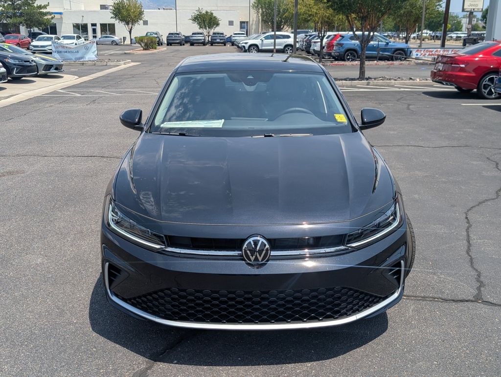 2025 Volkswagen Jetta 1.5T SE photo 2