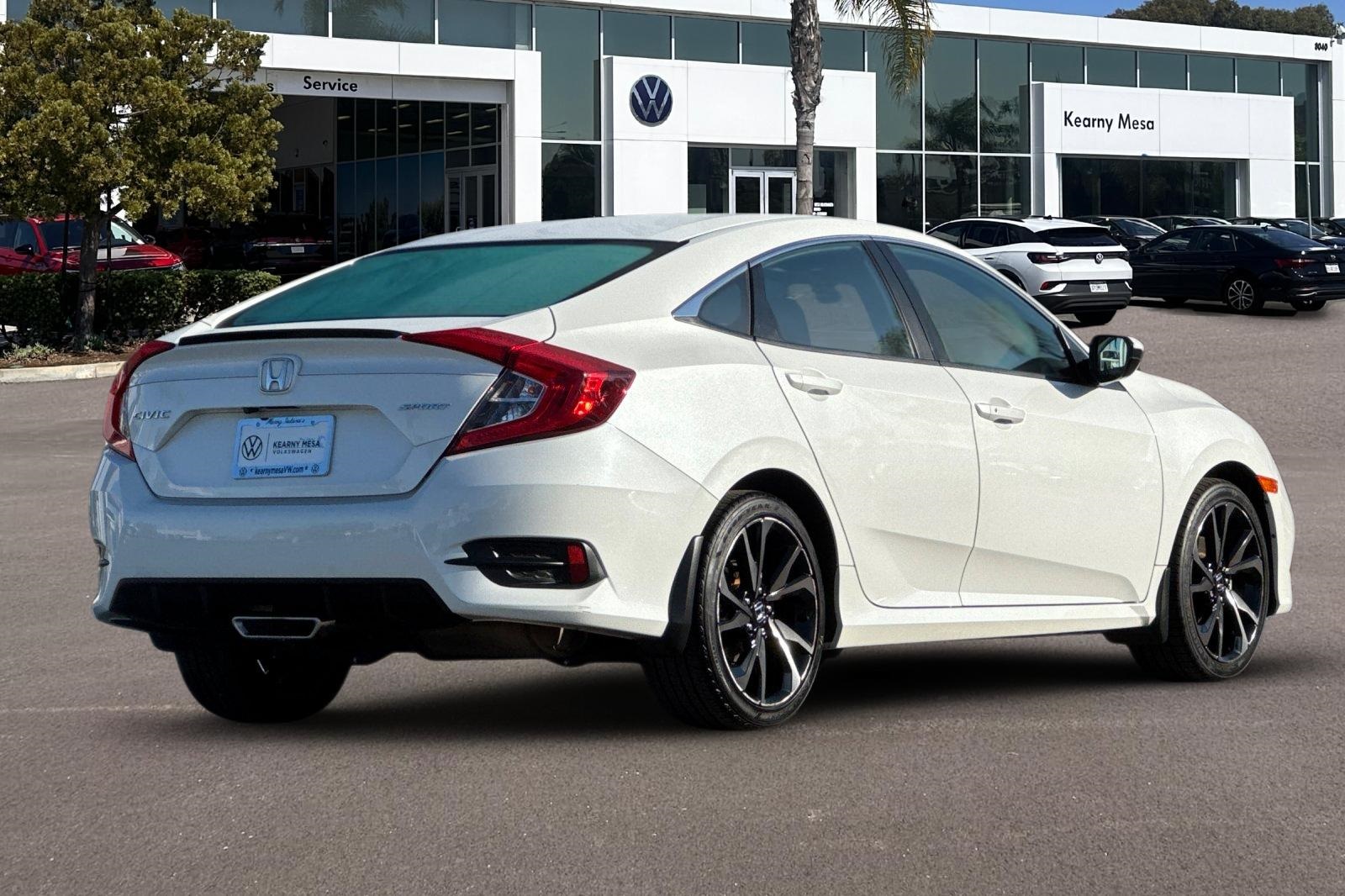 2019 Honda Civic Sport photo 3