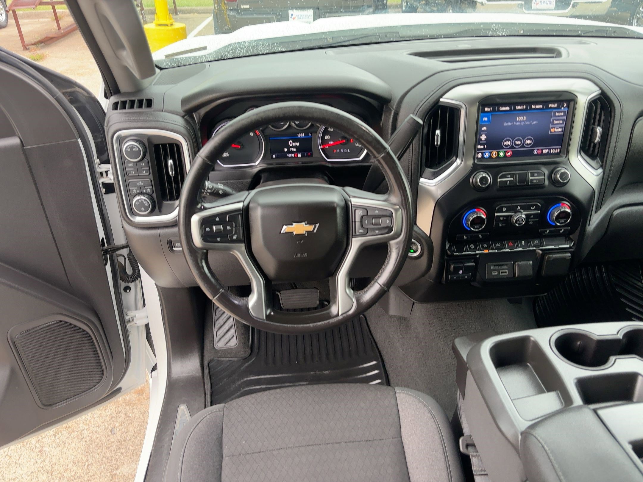 2021 Chevrolet Silverado 1500 LT photo 22