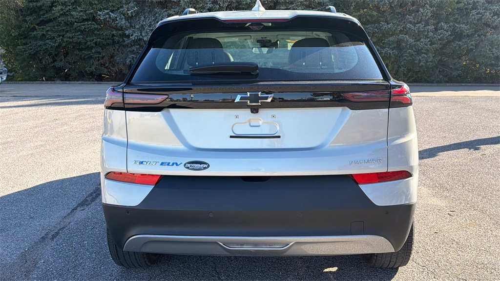 2022 Chevrolet Bolt EUV Premier photo 3