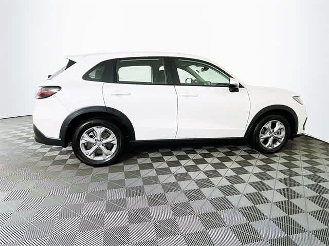 2025 Honda HR-V LX photo 9