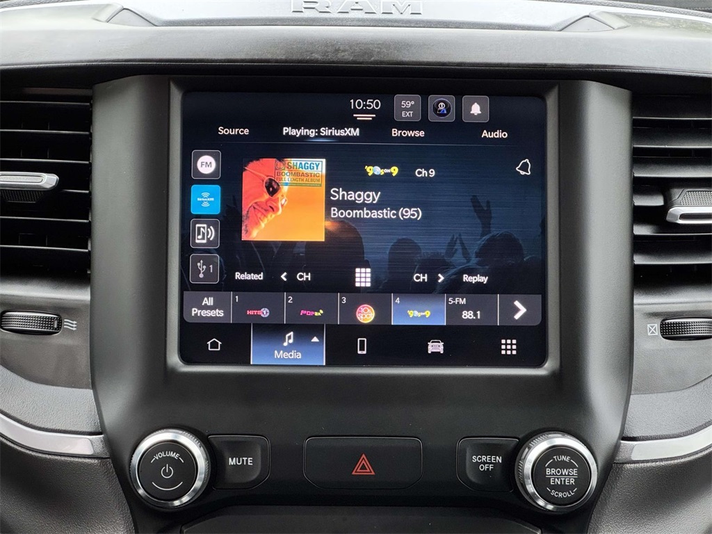 2024 Ram 2500 Big Horn photo 3