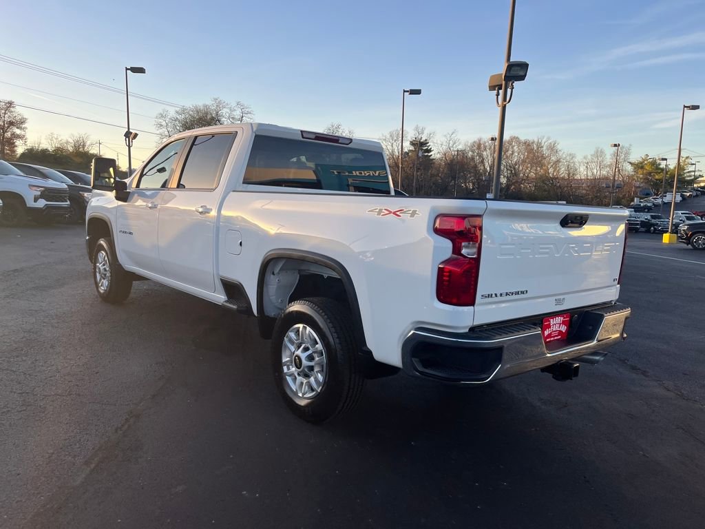 2026 Chevrolet Silverado 2500HD LT photo 3