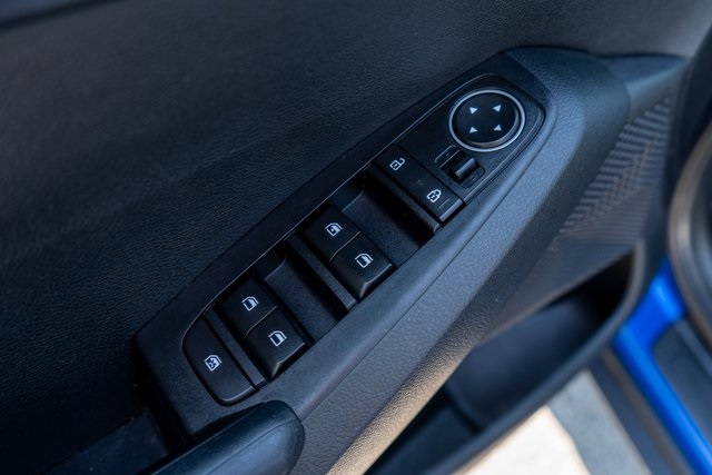 2023 Kia Seltos LX photo 14
