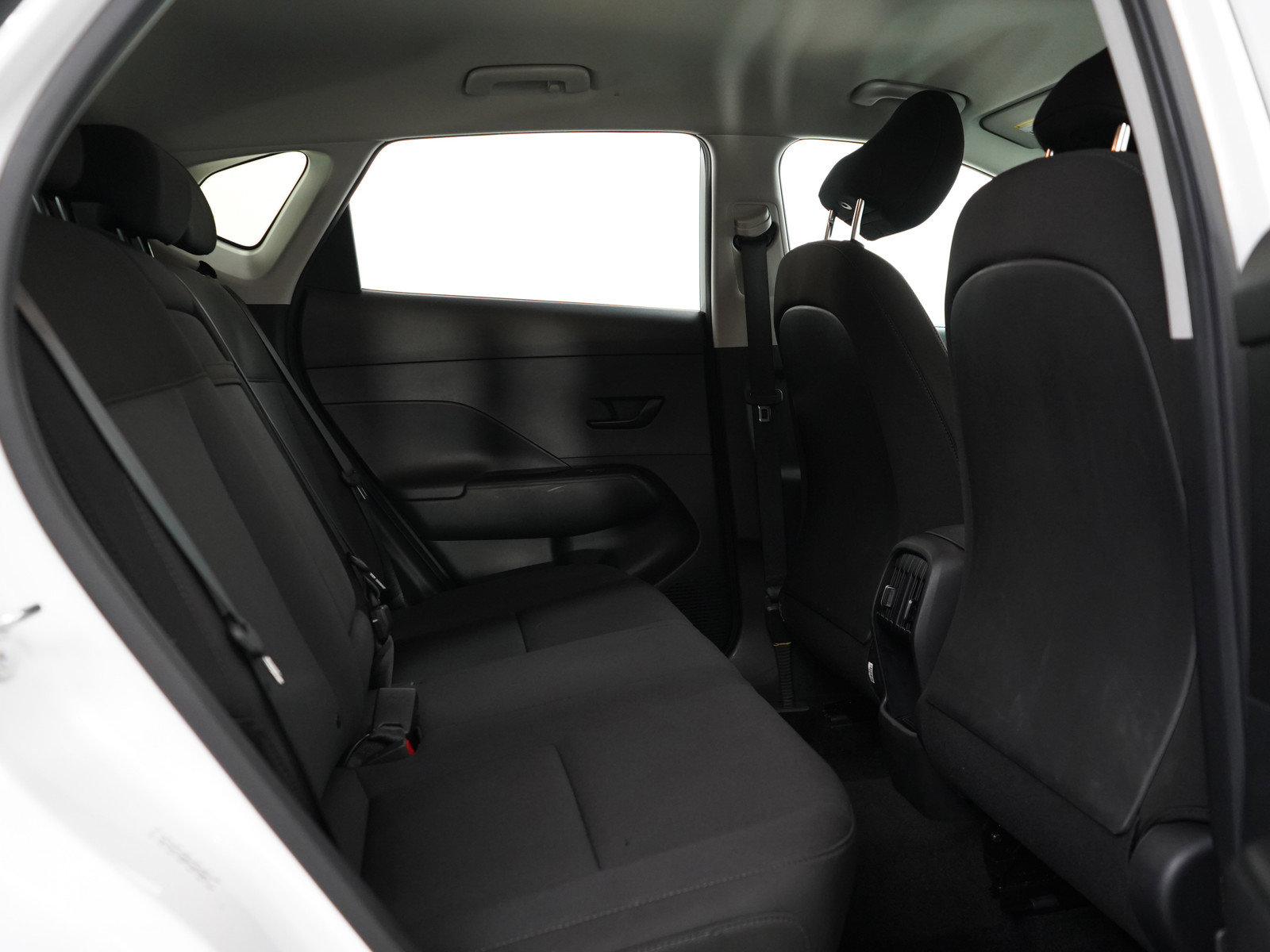 2024 Hyundai Kona SEL photo 11