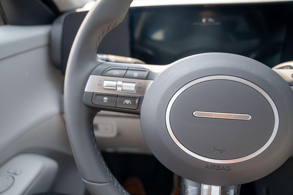 2026 Hyundai Kona SEL photo 19