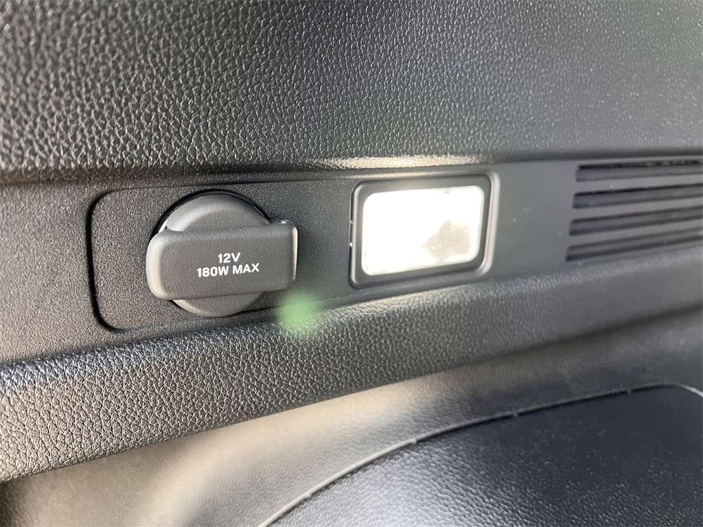2024 Honda CR-V Hybrid Sport Touring photo 9