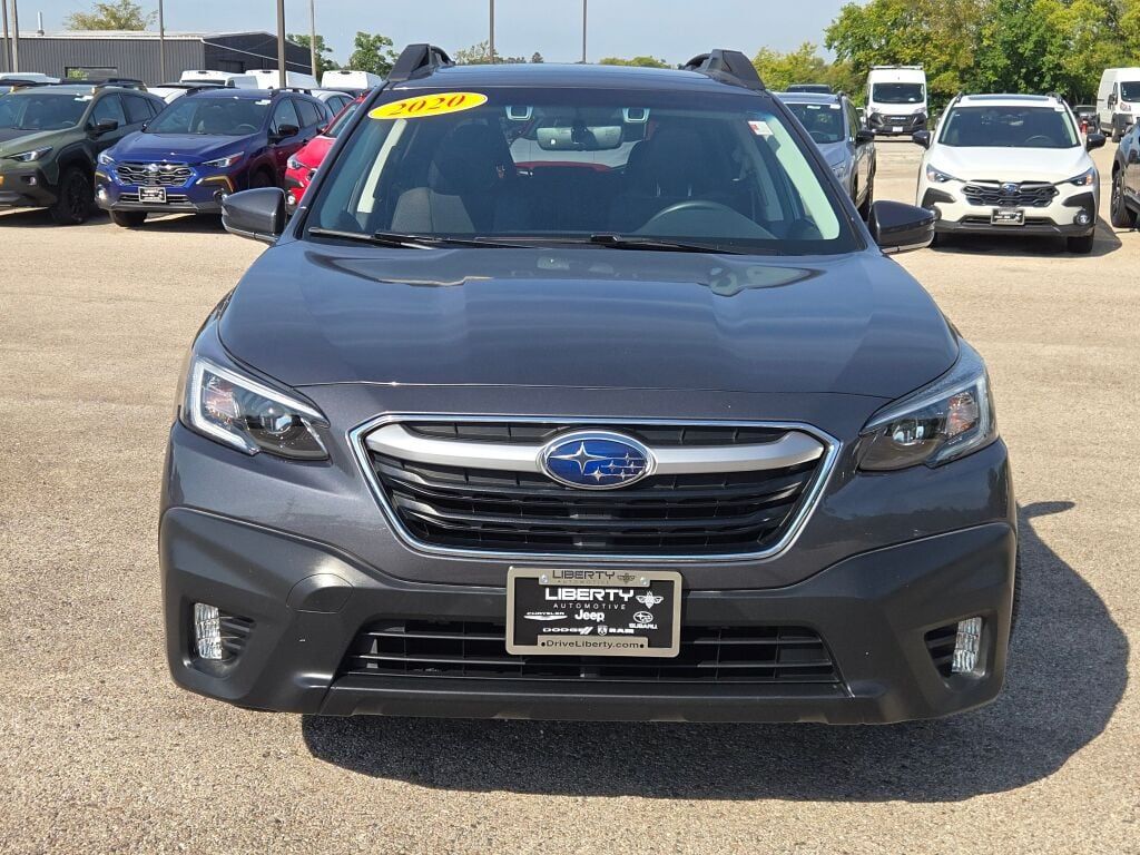 2020 Subaru Outback Premium photo 3