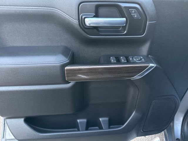 2021 Chevrolet Silverado 1500 RST photo 9