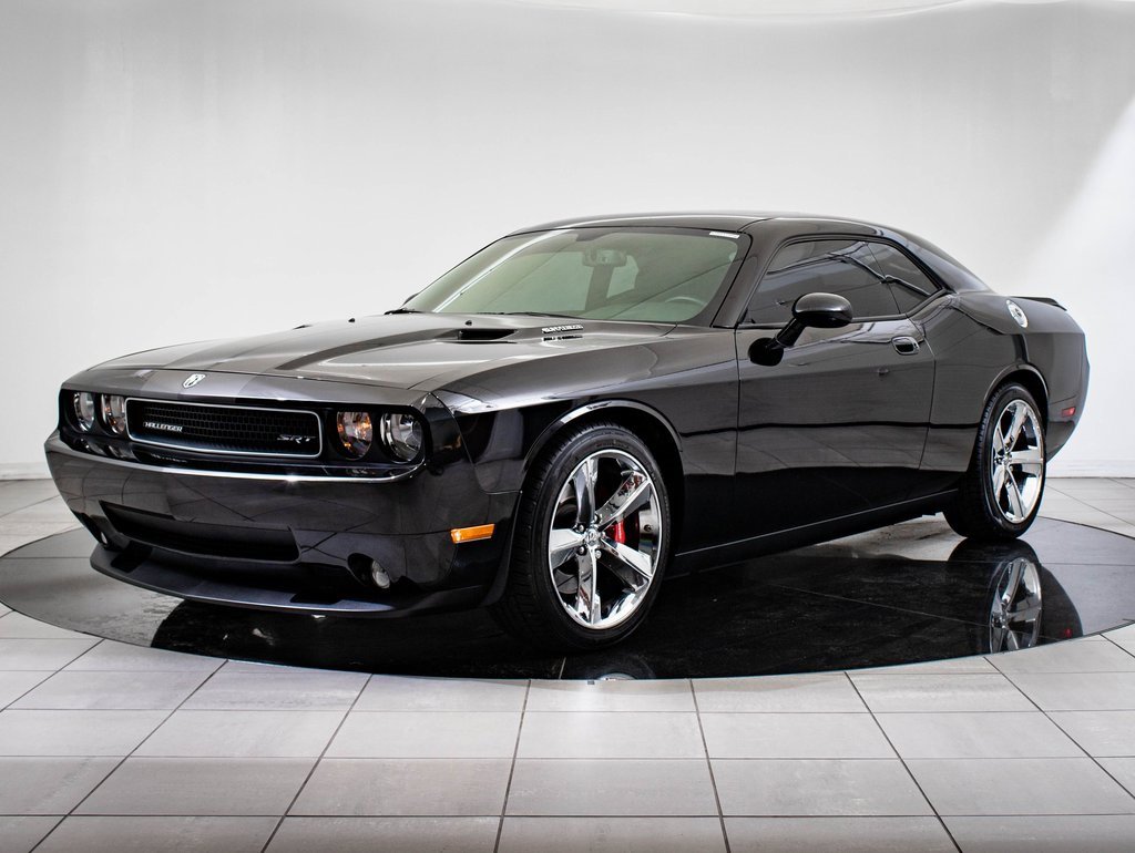 2009 Dodge Challenger SRT8's photo