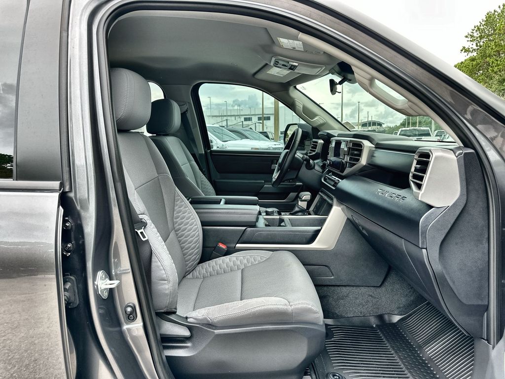 2024 Toyota Tundra SR5 photo 25