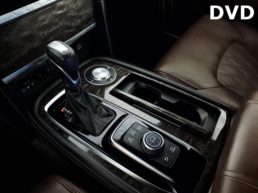 2023 Nissan Armada Platinum photo 11