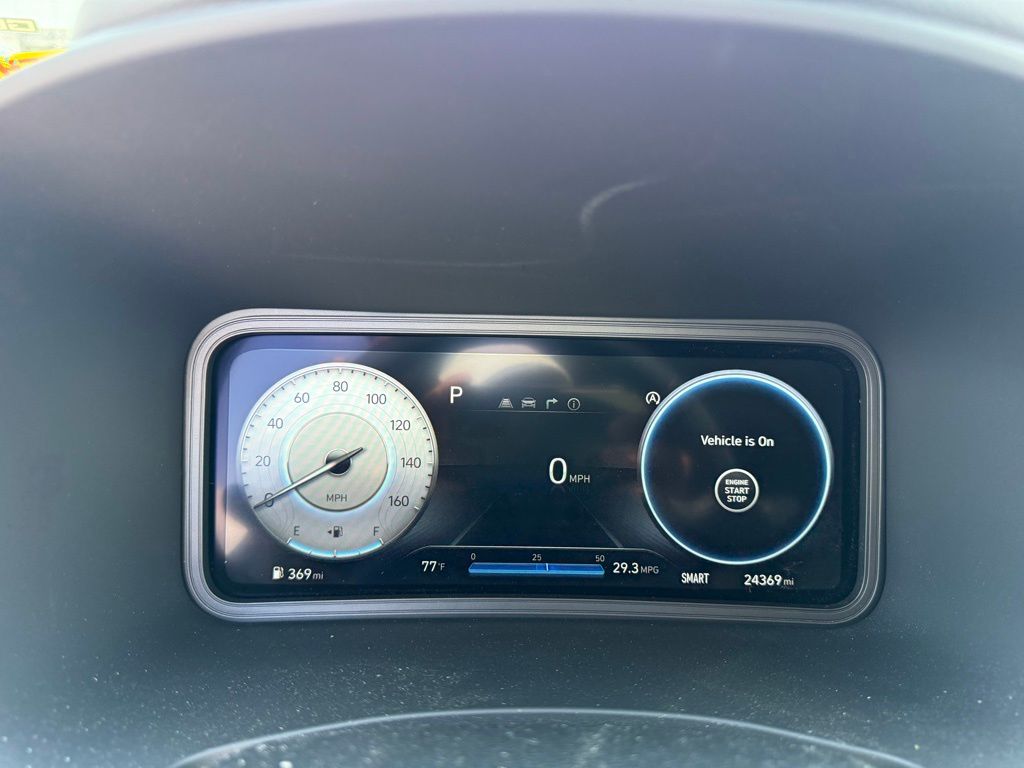2022 Hyundai Kona Limited photo 15