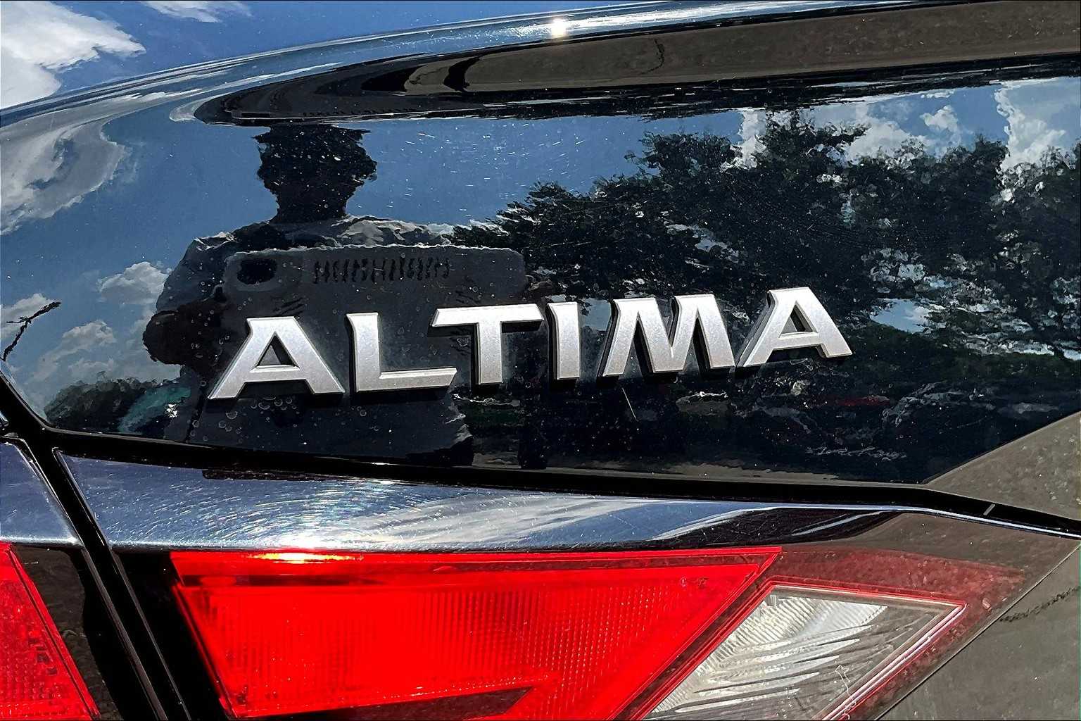 2024 Nissan Altima 2.5 SV photo 29
