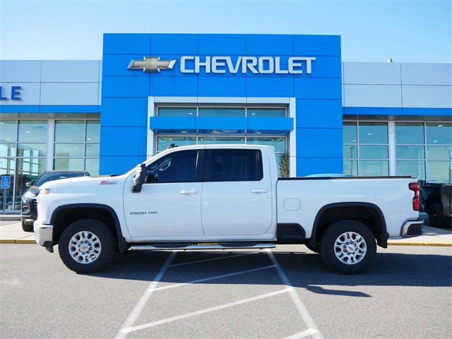 Used 2022 Chevrolet Silverado 2500HD LT with VIN 1GC4YNE75NF135881 for sale in Roseville, Minnesota