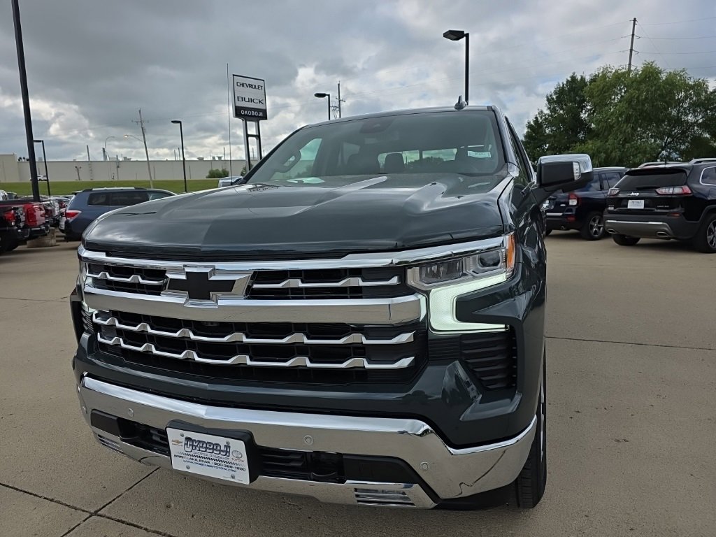 2026 Chevrolet Silverado 1500 LTZ's photo