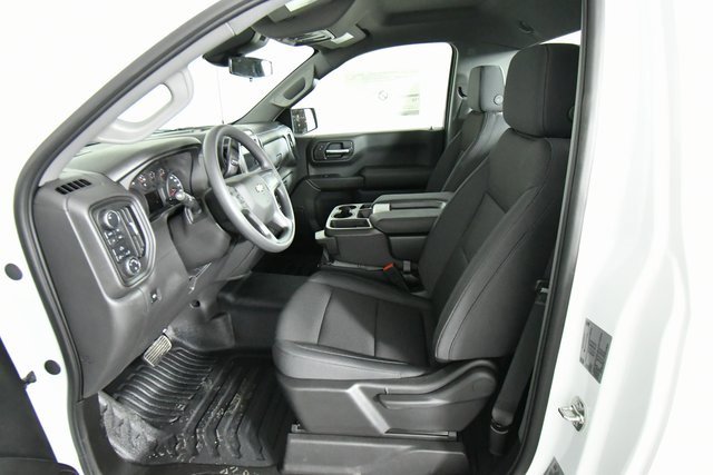 2025 Chevrolet Silverado 1500 photo 4