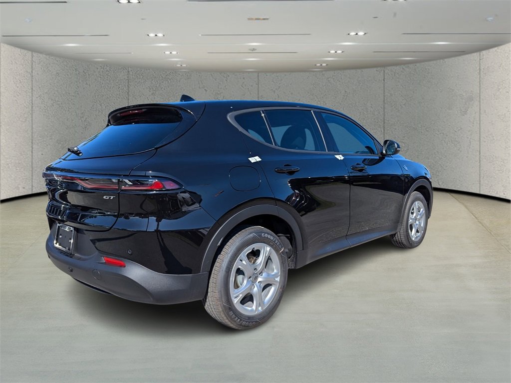 2025 Dodge Hornet GT photo 4