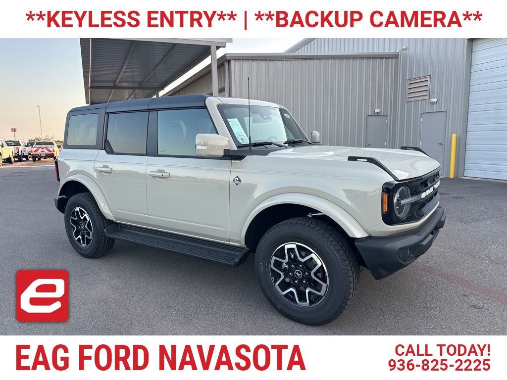 2025 Ford Bronco 4-Door Outer Banks's photo