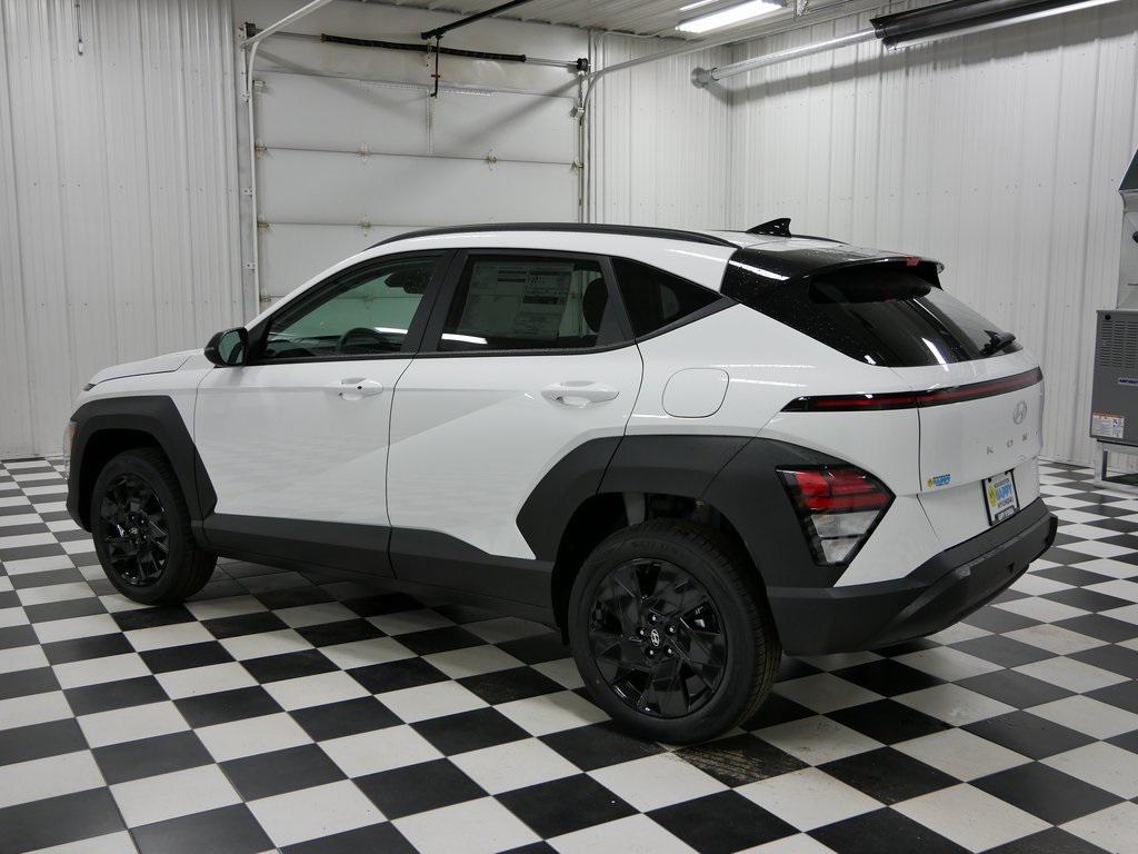 2026 Hyundai Kona SEL photo 3