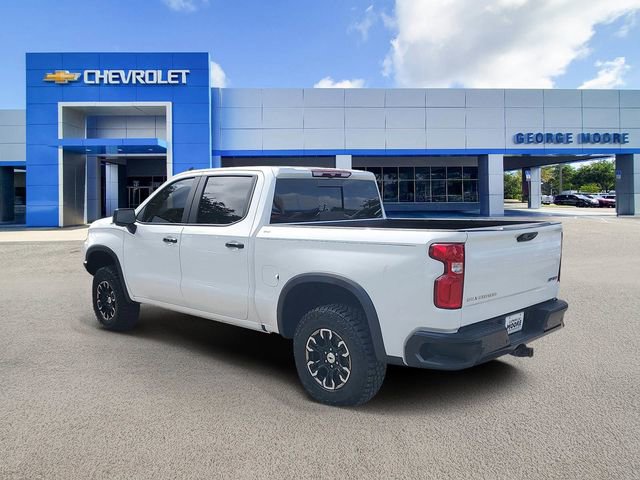 2024 Chevrolet Silverado 1500 ZR2 photo 3