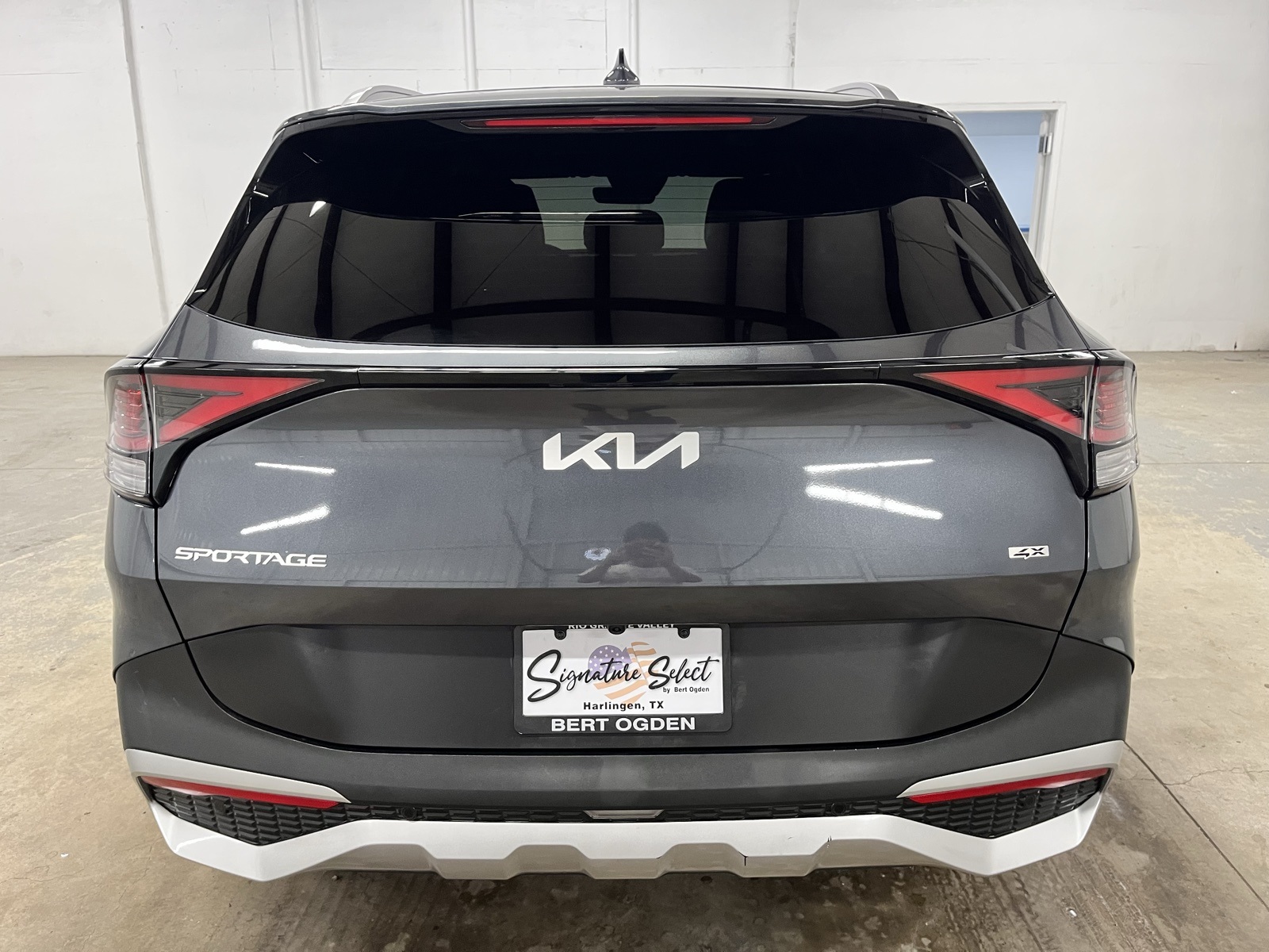 2024 Kia Sportage EX photo 6