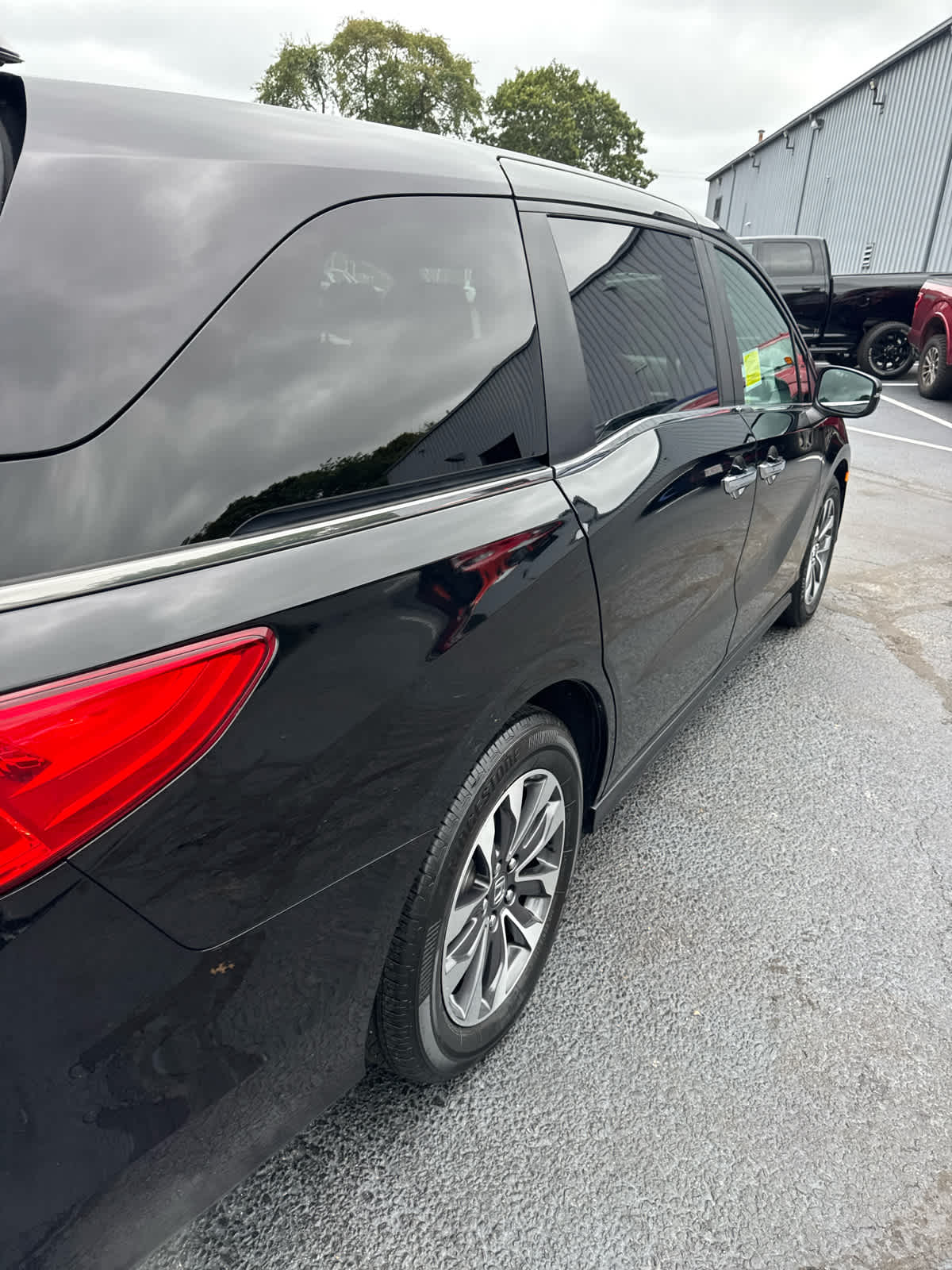 2023 Honda Odyssey EX-L photo 18