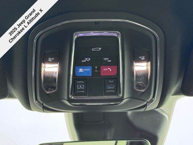 2025 Jeep Grand Cherokee Altitude X photo 27