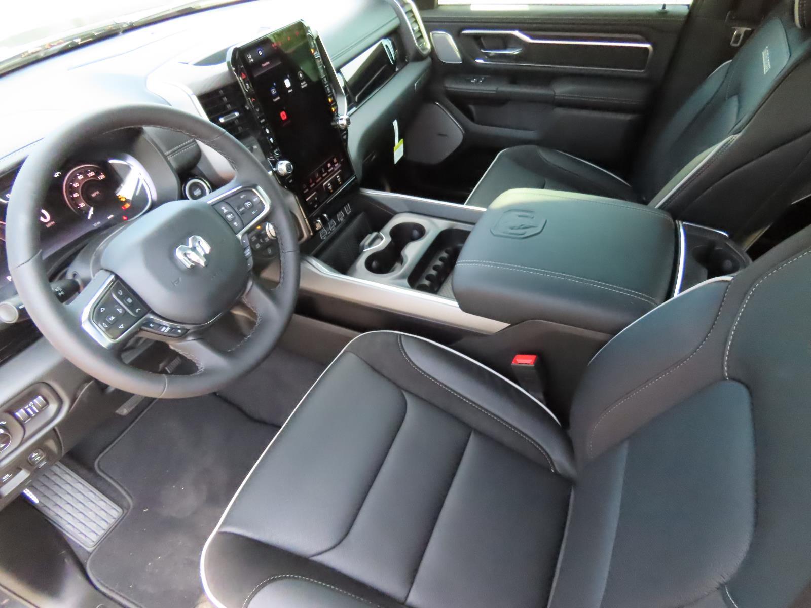 2026 Ram 1500 Laramie photo 9
