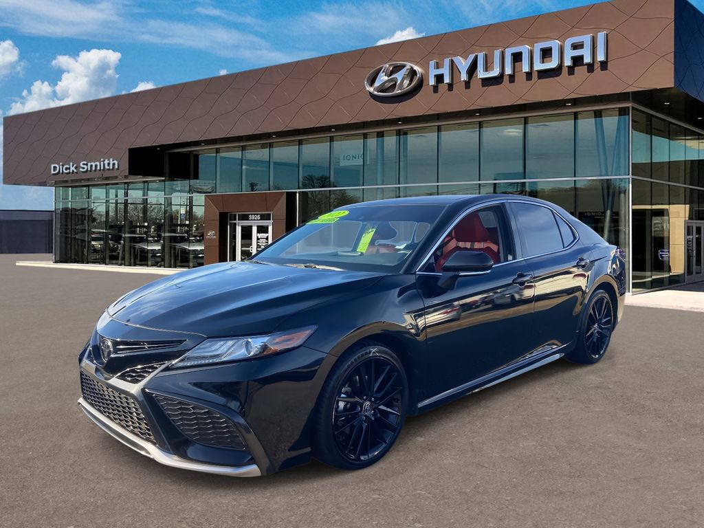 2022 Toyota Camry XSE photo 3