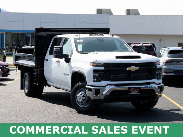 2024 Chevrolet Silverado 3500 Chassis Cab Work Truck's photo