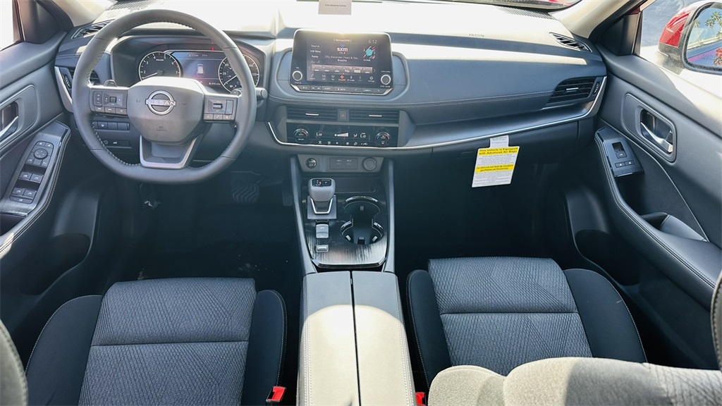 2026 Nissan Rogue SV photo 10